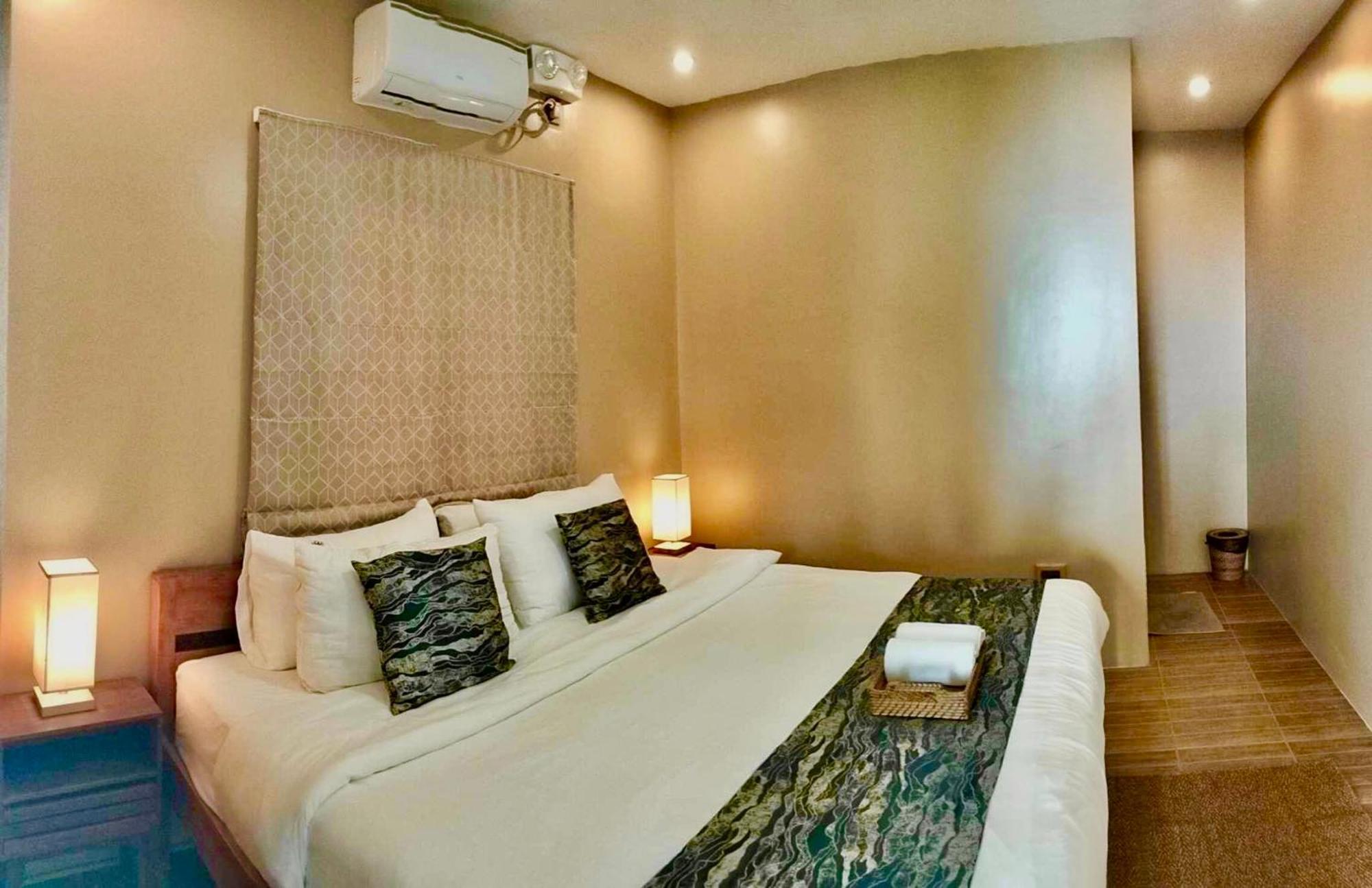 Southseas Beach Resort And Dive Center Santander Zewnętrze zdjęcie