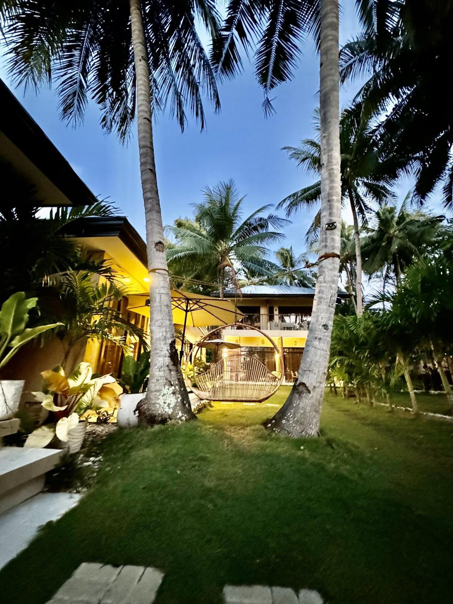 Southseas Beach Resort And Dive Center Santander Zewnętrze zdjęcie