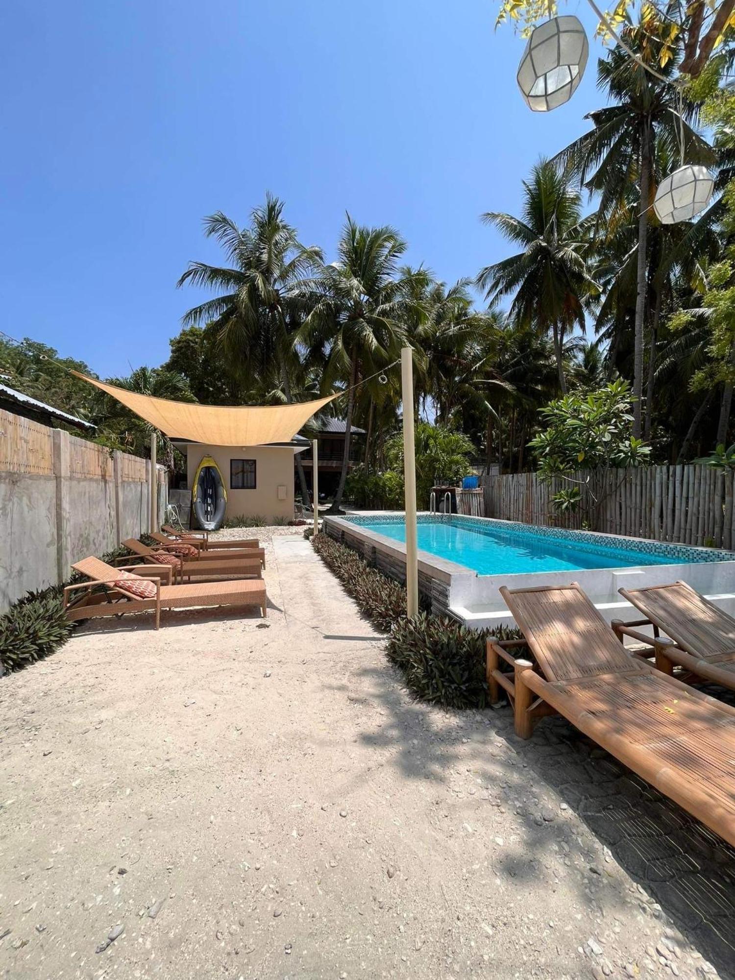 Southseas Beach Resort And Dive Center Santander Zewnętrze zdjęcie